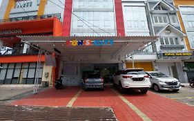 Rons City Hotel Near Simpang Lima Semarang Mitra Reddoorz